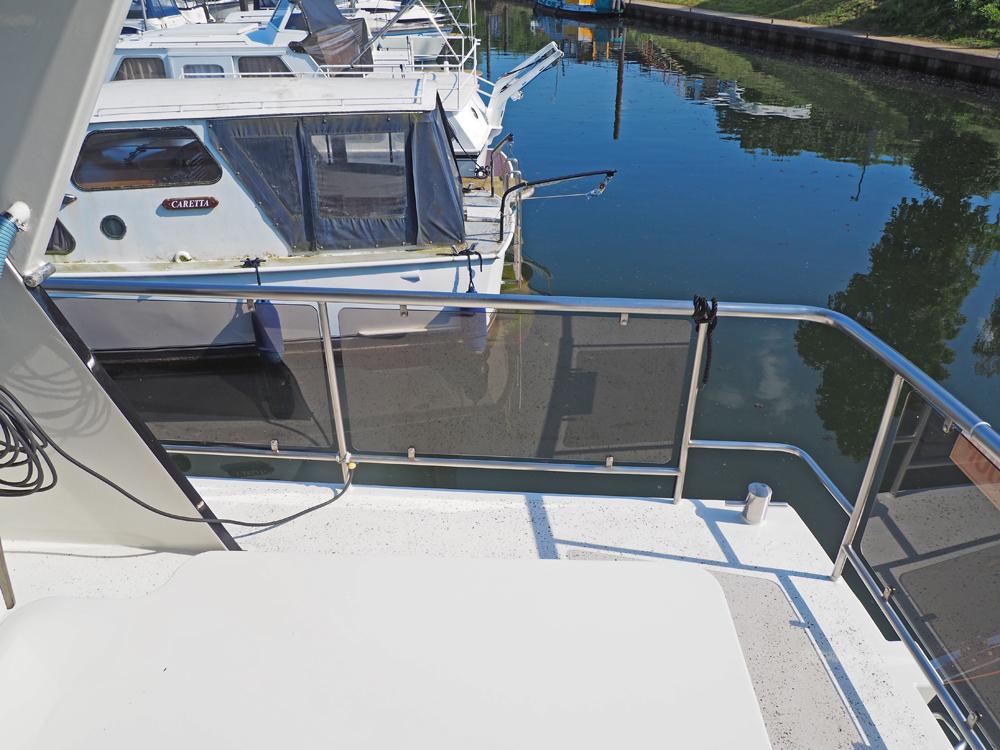  Deck equipment